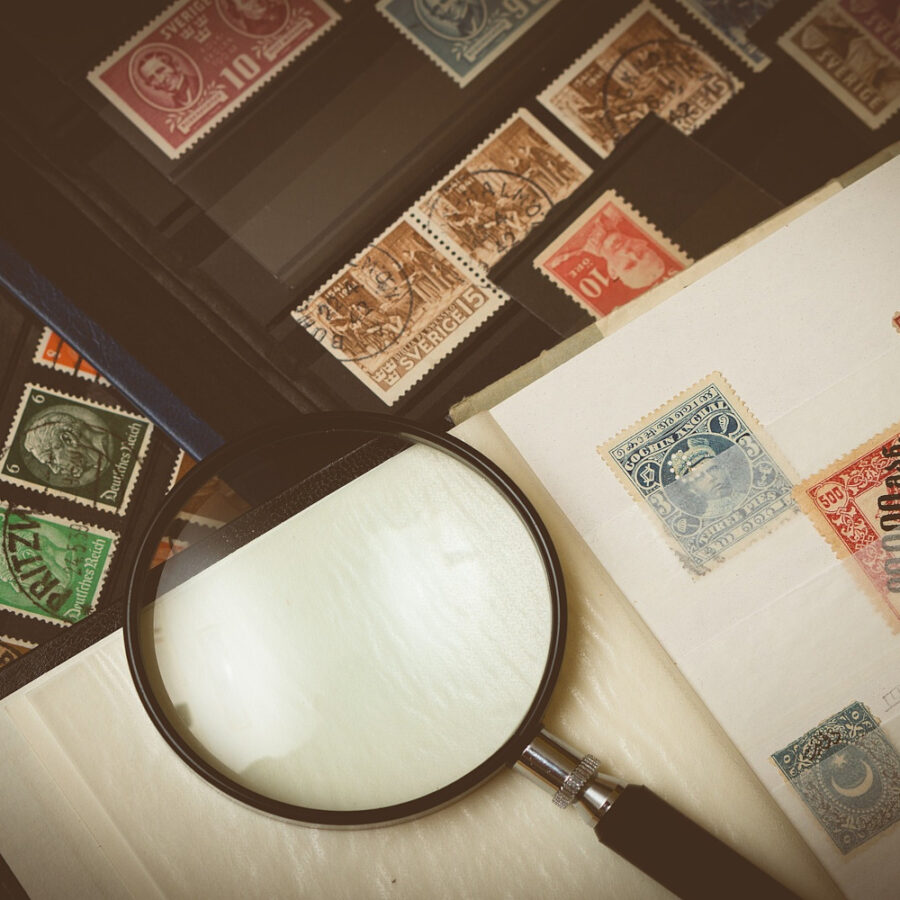 Francobolli e filatelia_ Antiquariato-la-bellarte